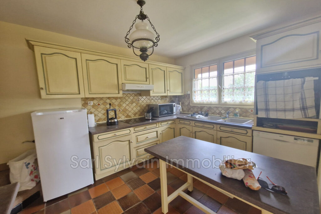 vente maison 6 Pièce(s) – 6 pièces – 5 chambres – 109.00 m²