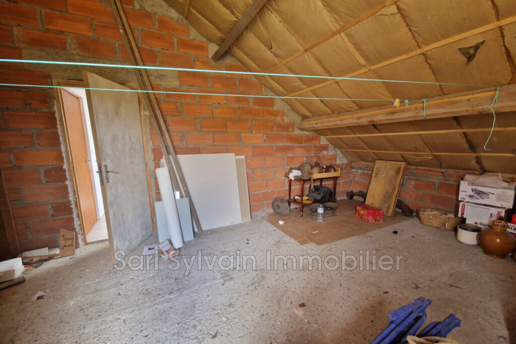 vente maison 6 Pièce(s) – 6 pièces – 5 chambres – 109.00 m²