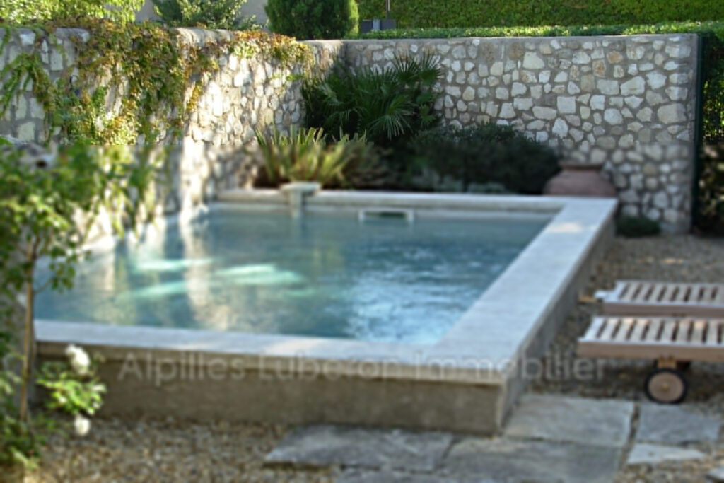 vente maison de caractère 4 Pièce(s) – 4 pièces – 3 chambres – 4  – 116.00 m²