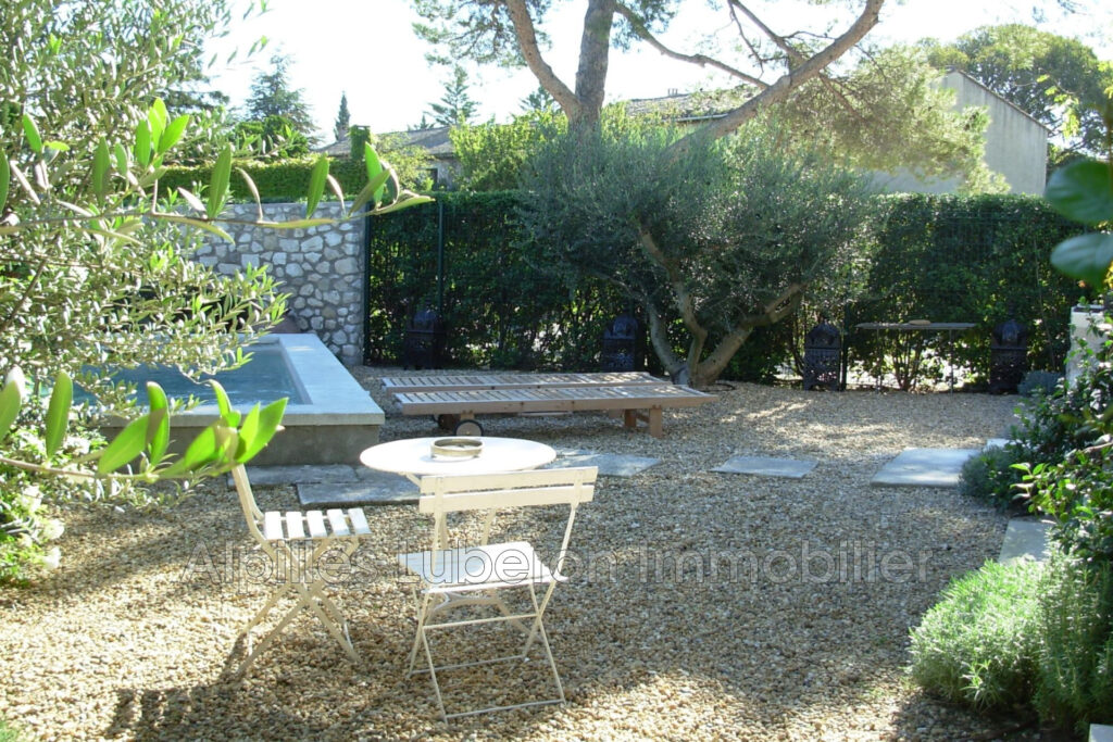 vente maison de caractère 4 Pièce(s) – 4 pièces – 3 chambres – 4  – 116.00 m²