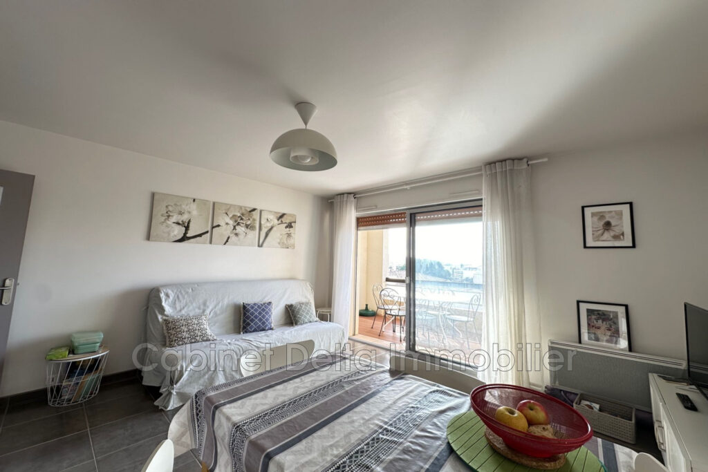 SANARY – Le Rouveau 583   – 3 pièces – 2 chambres – 55.00 m²