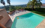 Cagnes-Sur-Mer / Colline proche centre / villa vue mer – 8 pièces – 4 chambres – 180.00 m²