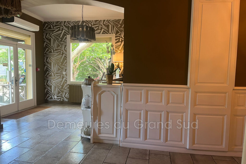 vente  – NR pièces – NR chambres – 4  – 850.00 m²