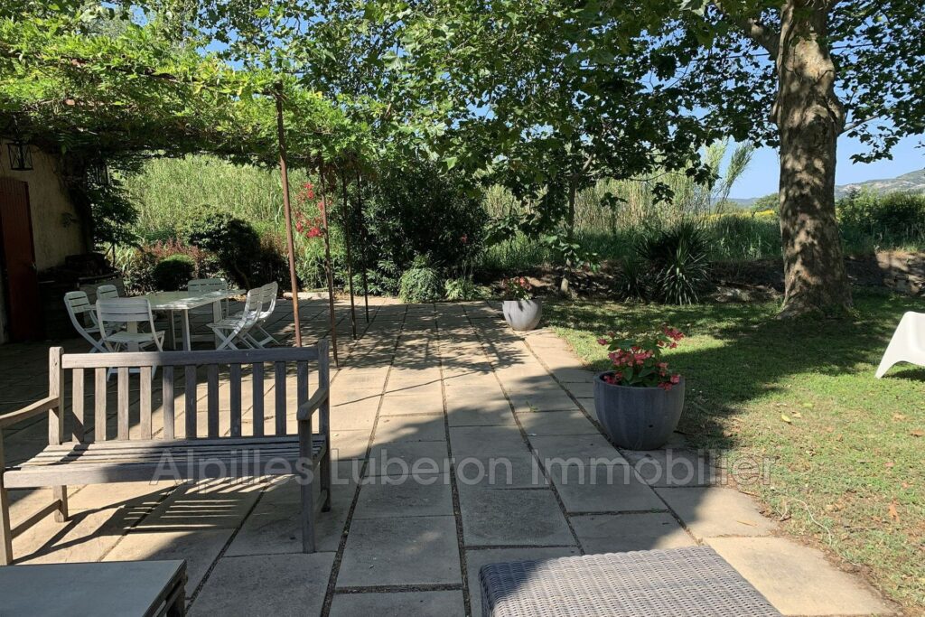 location saisonnière maison de campagne 5 Pièce(s) – 5 pièces – 3 chambres – 4  – 140.00 m²