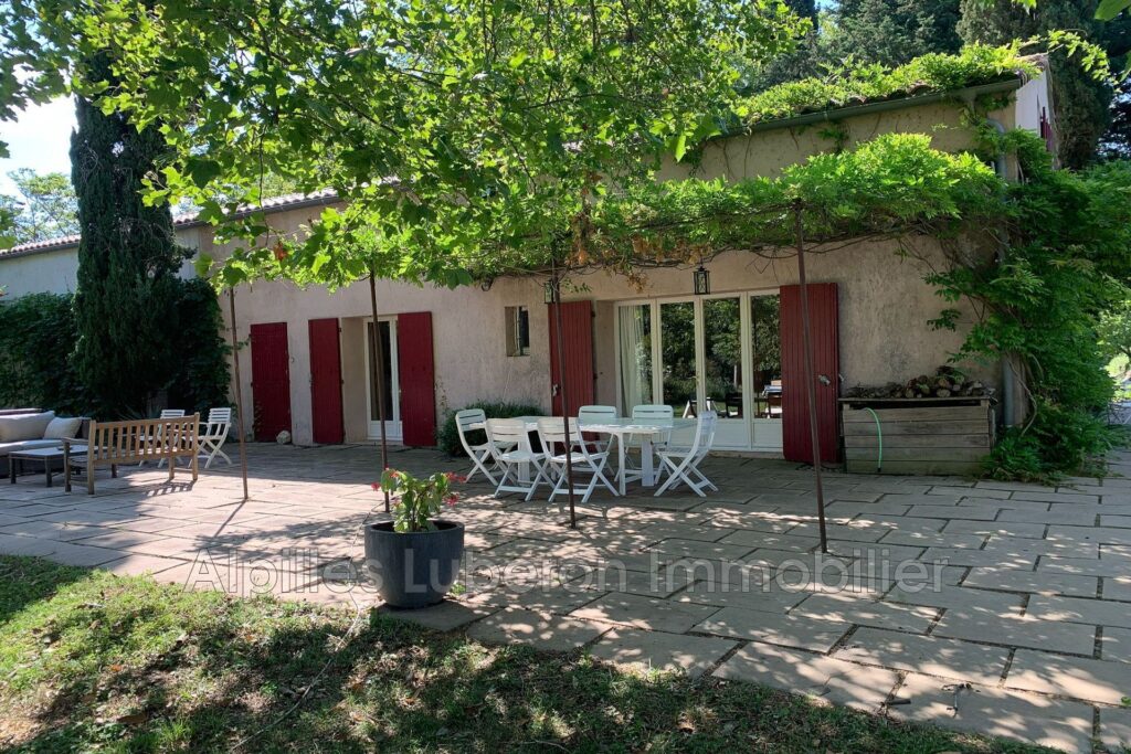 location saisonnière maison de campagne 5 Pièce(s) – 5 pièces – 3 chambres – 4  – 140.00 m²