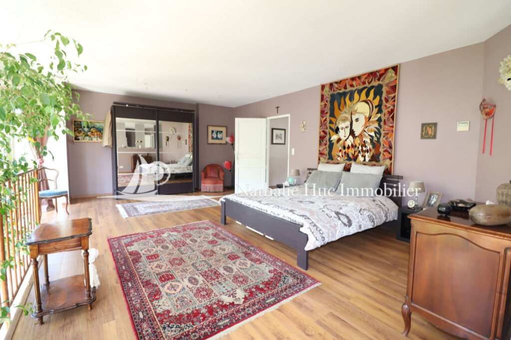 vente maison de ville – NR pièces – 2 chambres – 4  – 174.91 m²