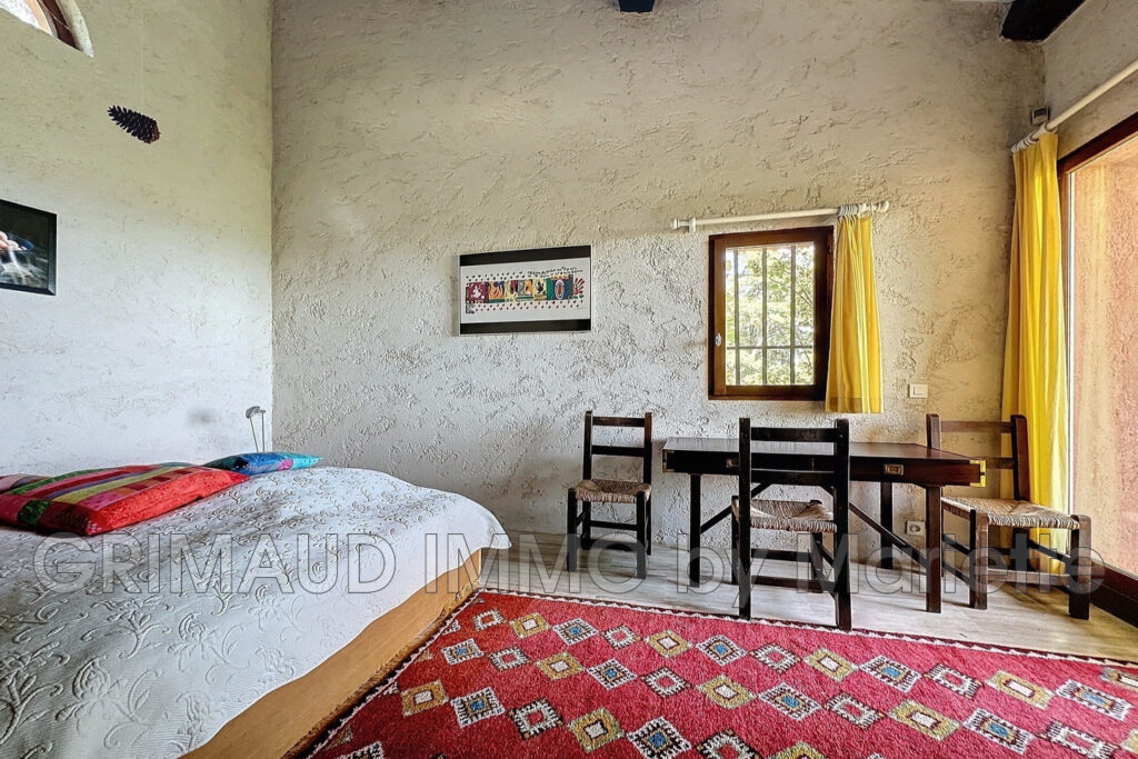 vente villa provençale 6 Pièce(s) – 6 pièces – 5 chambres – 4  – 180.00 m²