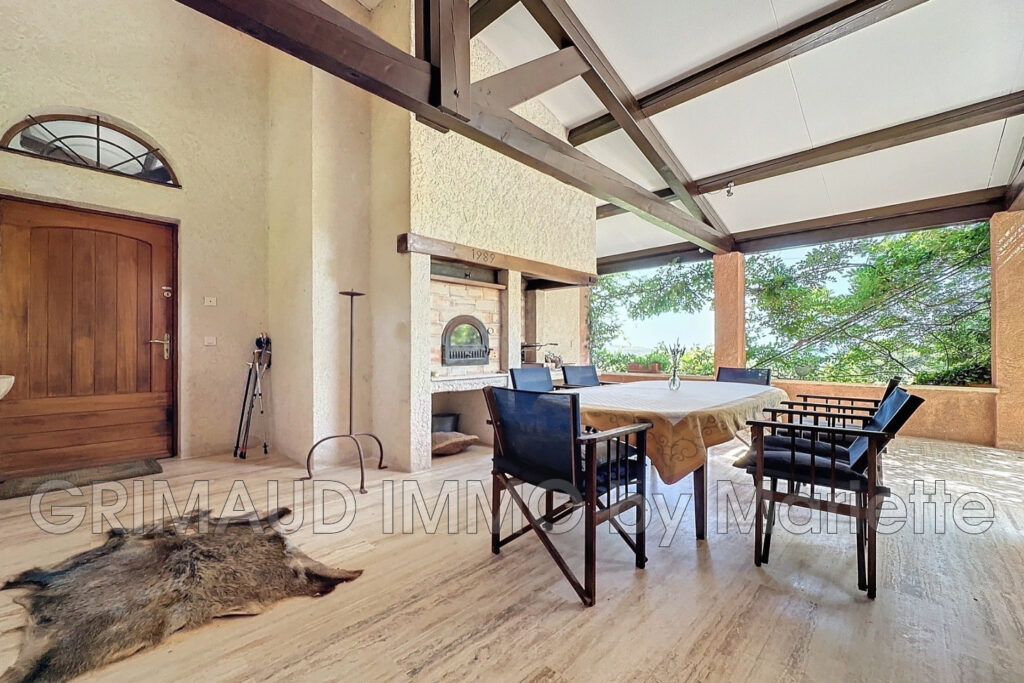 vente villa provençale 6 Pièce(s) – 6 pièces – 5 chambres – 4  – 180.00 m²