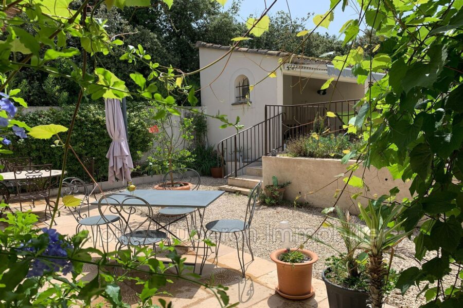 Maison à louer à Eygalières
