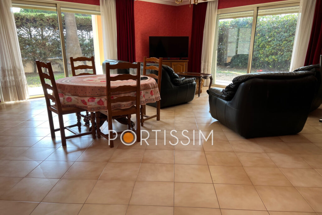 Appartement 3 pièces à VENDRE à St Laurent du Var face au port – 3 pièces – 2 chambres – 4  – 88.00 m²