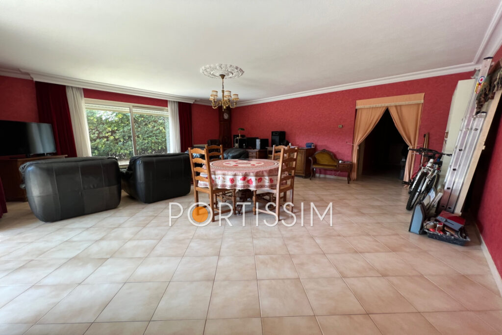 Appartement 3 pièces à VENDRE à St Laurent du Var face au port – 3 pièces – 2 chambres – 4  – 88.00 m²