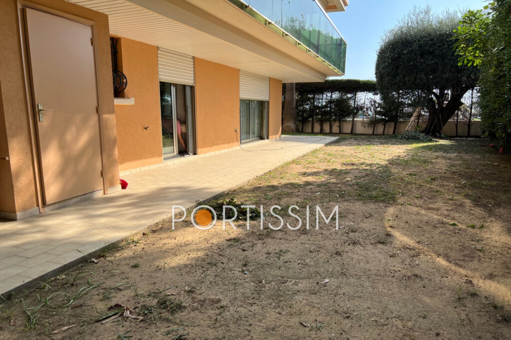 Appartement 3 pièces à VENDRE à St Laurent du Var face au port – 3 pièces – 2 chambres – 4  – 88.00 m²