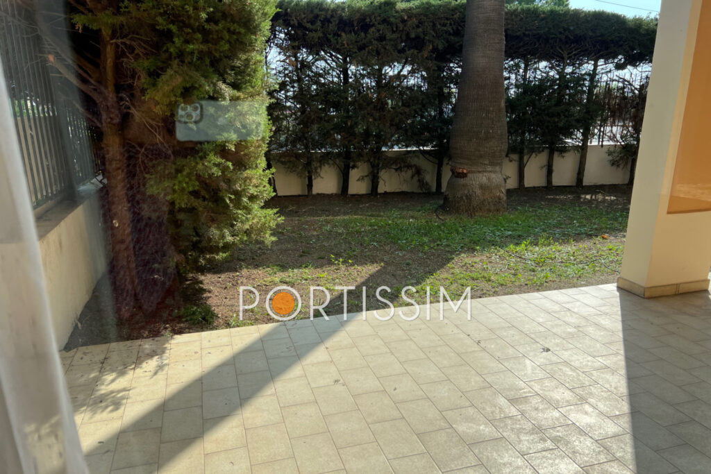 Appartement 3 pièces à VENDRE à St Laurent du Var face au port – 3 pièces – 2 chambres – 4  – 88.00 m²