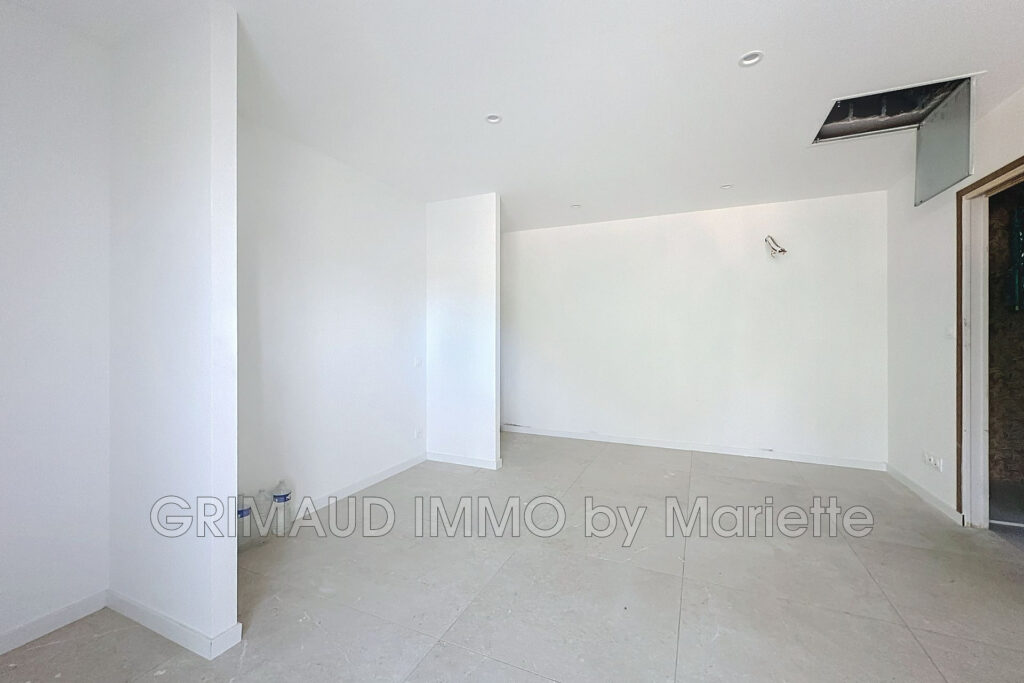 joli mazet avec jardinet et deux terrasses, a pied des plages, – 3 pièces – 2 chambres – 4  – 72.81 m²