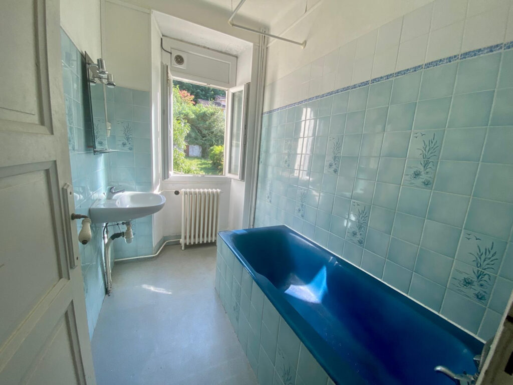 Maison 6 chambres dans quartier calme  – 7 pièces – 6 chambres – 2  – 225 m²