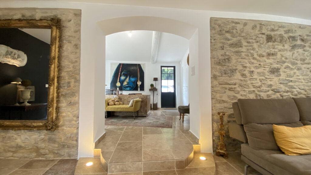 ‘MERVEILLE’ MAS D’EXCEPTION DE 260 m2 AVEC BASSIN PROVENCAL – 7 pièces – 4 chambres – NR  – 260 m²