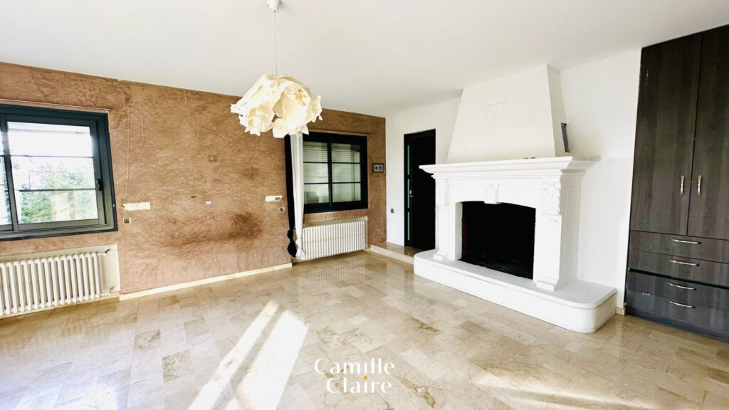 Maison contemporaine de prestige de 290m2 à 5 minutes du cen – 9 pièces – 7 chambres – NR  – 290 m²