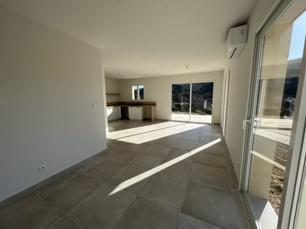 Saint Paul Lez Durance: location maison T4 avec belle terras – 4 pièces – 3 chambres – 80.4 m²