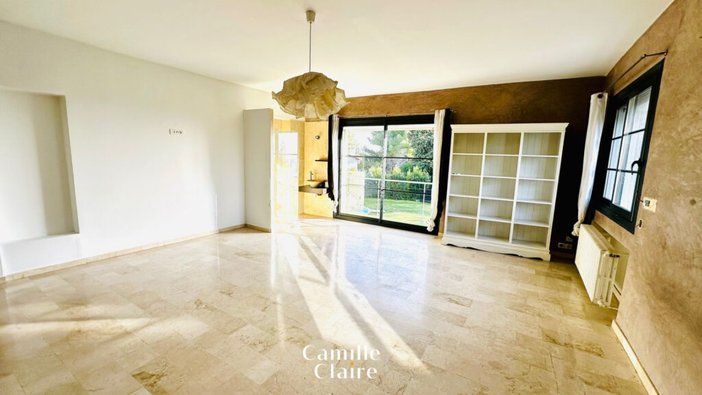 Maison contemporaine de prestige de 290m2 à 5 minutes du cen – 9 pièces – 7 chambres – NR  – 290 m²