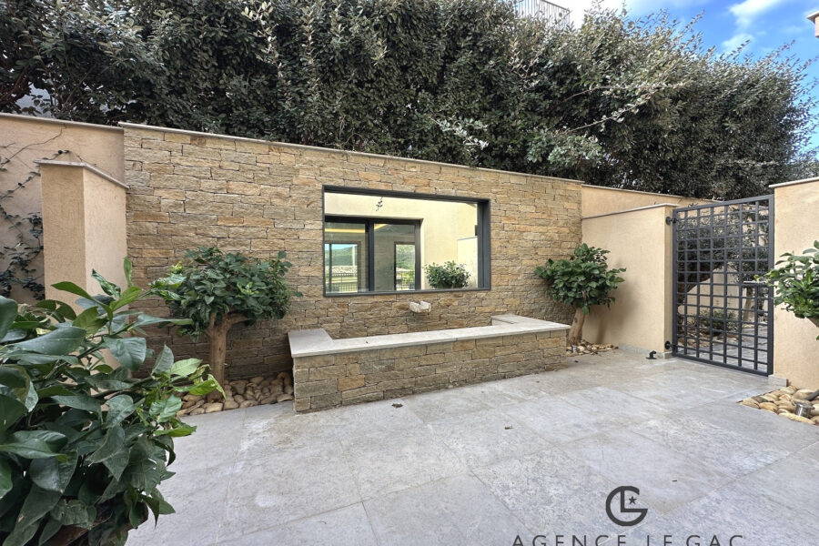 Maison à vendre à Sainte-maxime