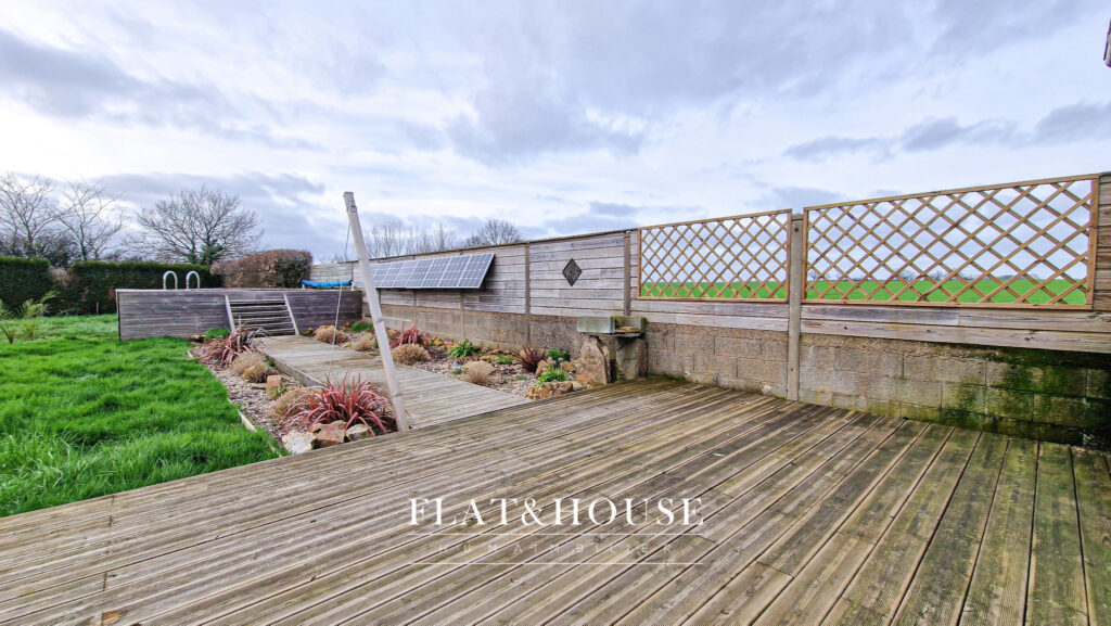 LUMINEUSE LONGÈRE PIERRE AVEC VUE 140M2 | PLAFOND CATHÉDRALE – 6 pièces – 4 chambres – 6  – 140 m²