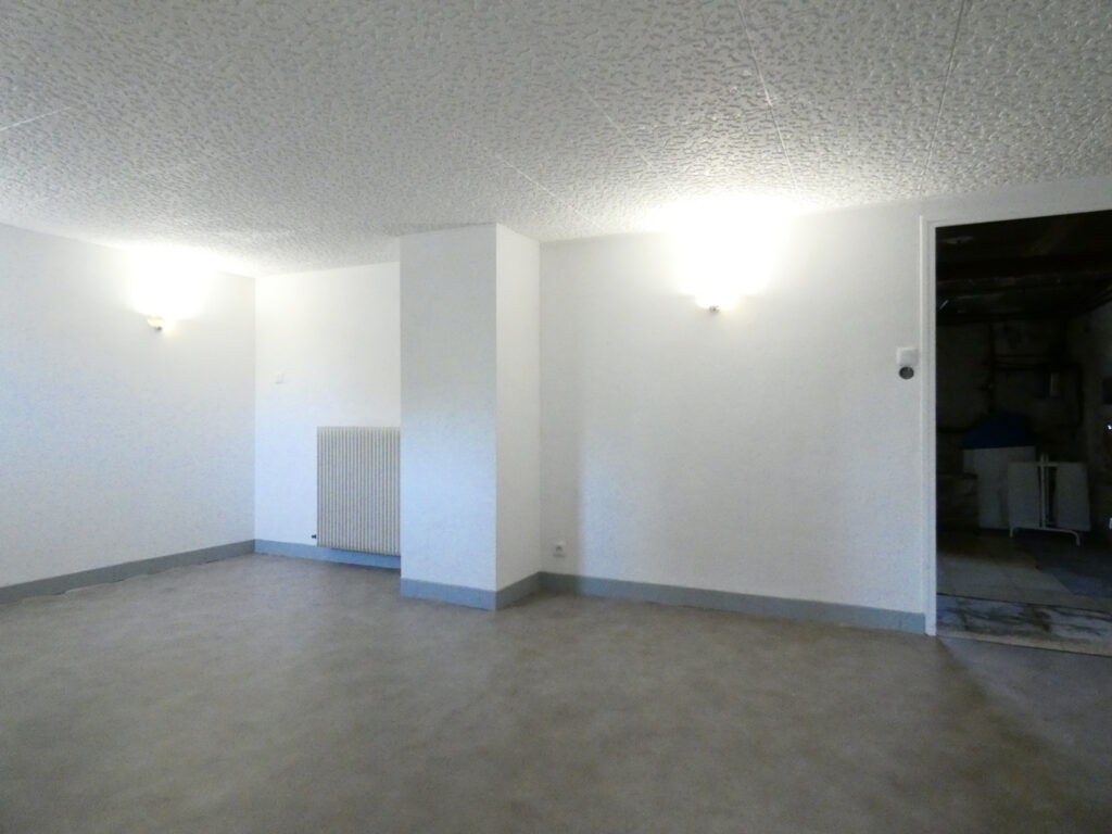 Maison rénovée avec piscine – 4 pièces – 3 chambres – 4  – 120 m²