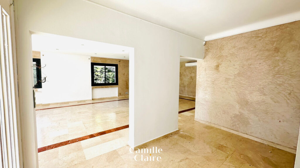 Maison contemporaine de prestige de 290m2 à 5 minutes du cen – 9 pièces – 7 chambres – NR  – 290 m²