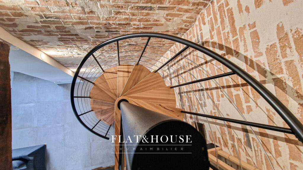 LUMINEUSE LONGÈRE PIERRE AVEC VUE 140M2 | PLAFOND CATHÉDRALE – 6 pièces – 4 chambres – 6  – 140 m²