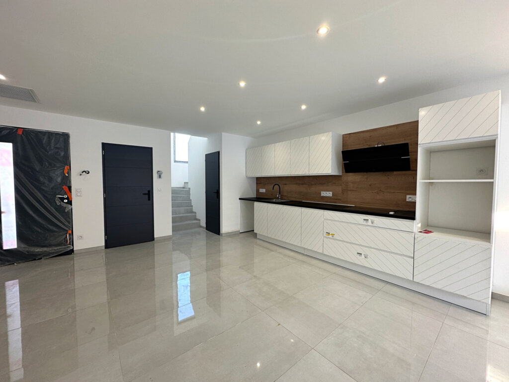 Perpignan Sud – Villa a étrenner Type 4 avec garage – 4 pièces – 3 chambres – NR  – 102.8 m²