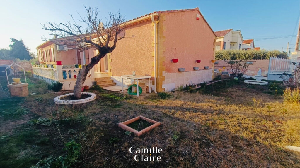 MAISON T4 DE PLAIN PIED DE 102 M2 SUR 529 M2 AU CALME ET PIS – 4 pièces – 3 chambres – NR  – 102 m²