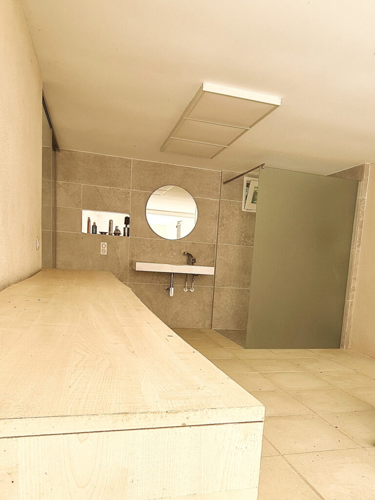 Villa d’architecte avec piscine  – 5 pièces – 3 chambres – 6  – 190 m²