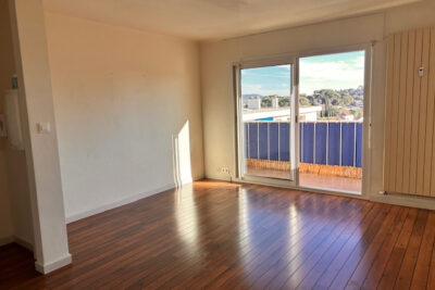 EXCLUSIVITÉ LA SERINETTE DERNIER ETAGE  – 3 pièces – 2 chambres – 54 m²