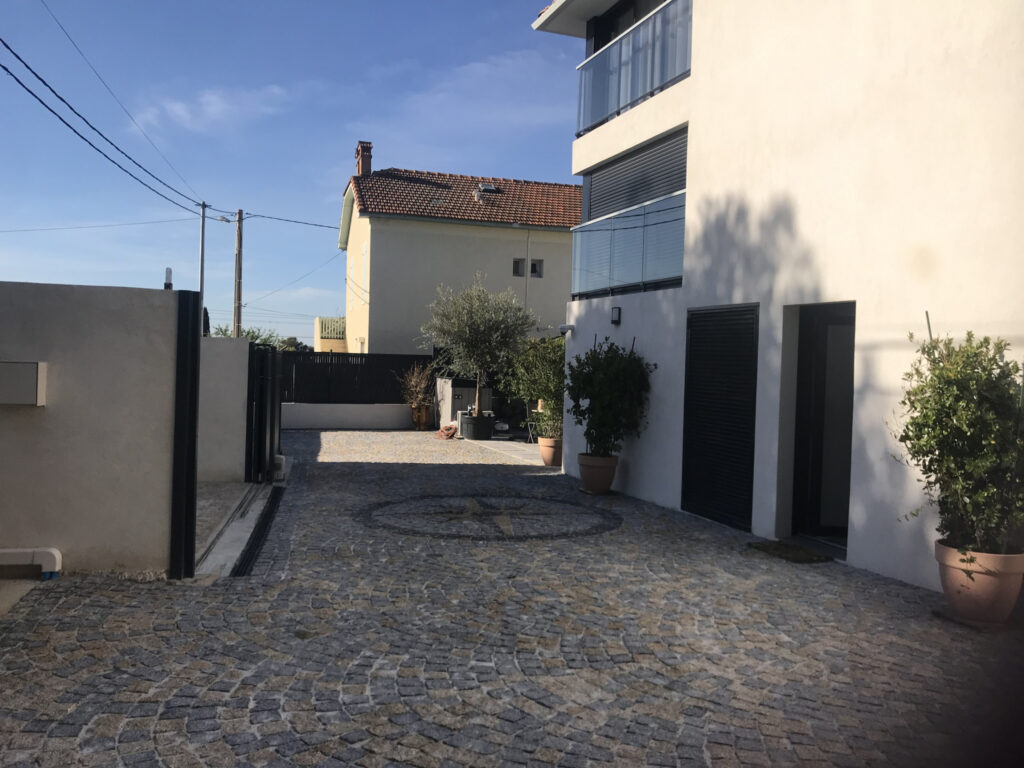 Maison Bandol 8 pièce(s) 210 m2 – 8 pièces – 5 chambres – 6  – 210 m²