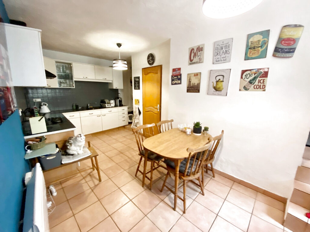 Maison de Village  – 3 pièces – 2 chambres – 6  – 78 m²