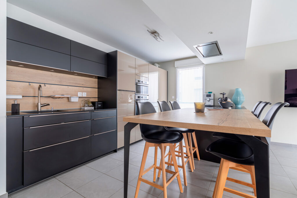 4 PIÈCES 90,06m2 – APPARTEMENT T4 SECTEUR MONTCHAT – 4 pièces – 3 chambres – 4  – 90.06 m²