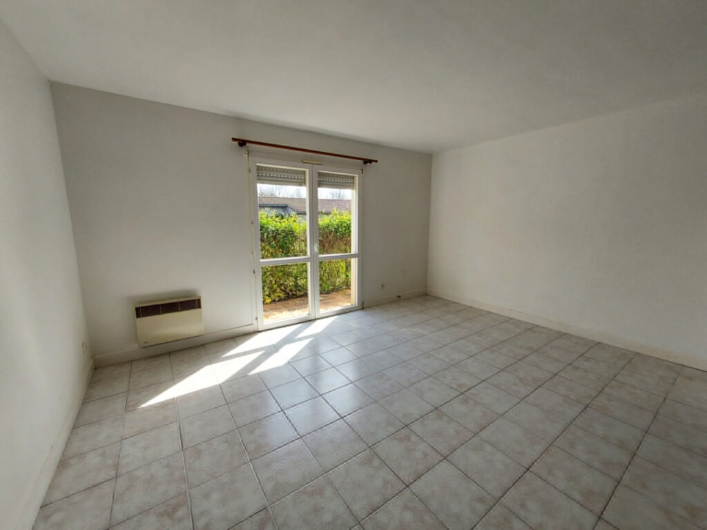  Deux maisons au calme avec grand terrain – 8 pièces – 4 chambres – 6  – 200 m²