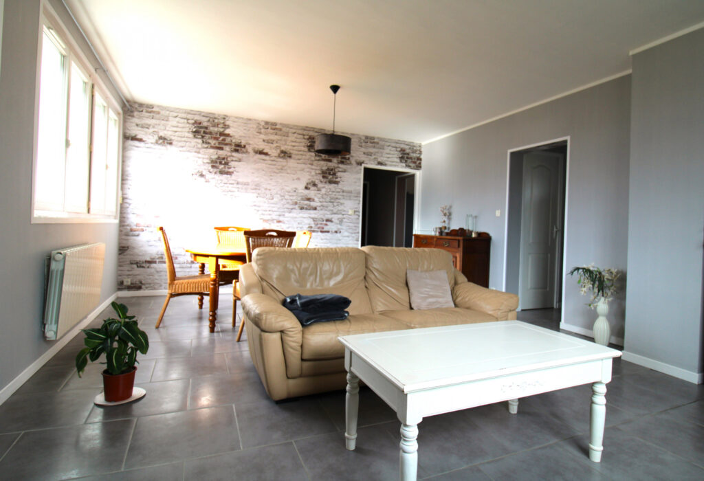 Appartement 3 pièces 69 m2 avec cave et parking à Dieppe Neu – 3 pièces – 2 chambres – 6  – 68.6 m²