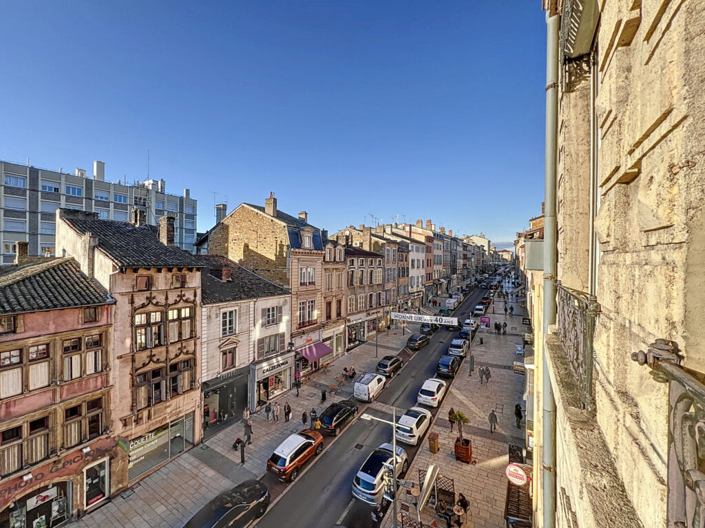 Superbe T3 en duplex entièrement rénové – vue dégagée – hype – 3 pièces – 2 chambres – 2  – 61.1 m²