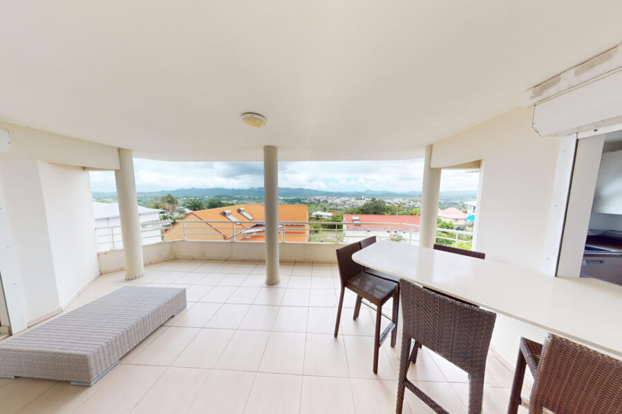 Appartement à louer à Lamentin
