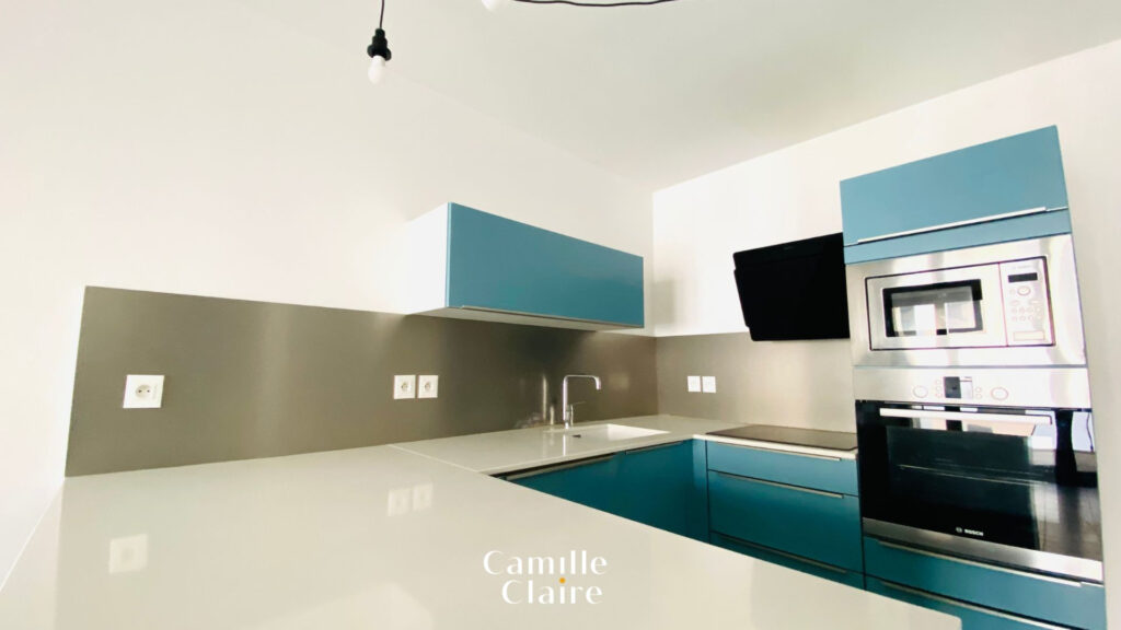 Vente Appartement 3 pièces avec grande terrasse et box dans  – 3 pièces – 2 chambres – NR  – 58 m²