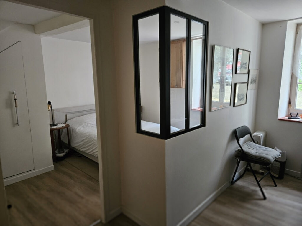 MAISON EN PIERRE LA GARETTE AU BORD DE L EAU – 3 pièces – 2 chambres – 6  – 94 m²