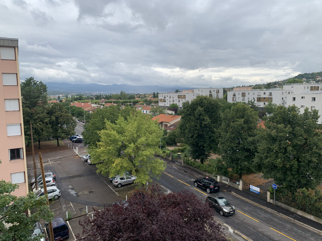 Appartement T3 de 66m2 avec balcon et 2 stationnements – 3 pièces – 2 chambres – NR  – 66 m²