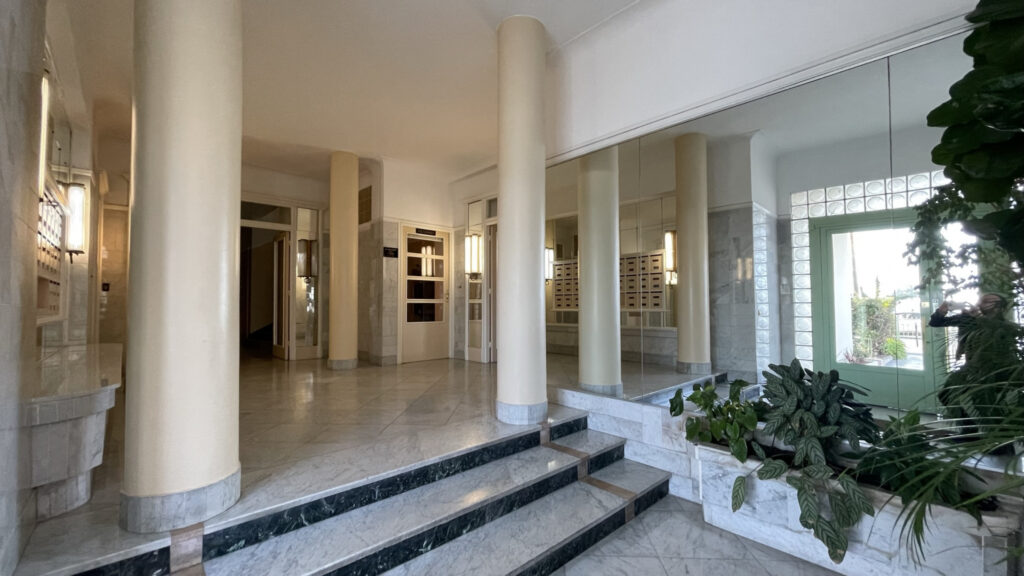Promenade des Anglais – 4 Pièces en rez-de-jardin – 4 pièces – 3 chambres – 4  – 116.26 m²