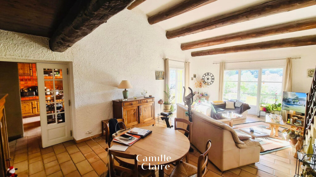 ‘Exclusive’ Maison 125 m2 de plain-pied au calme 2000 m2 ter – 4 pièces – 3 chambres – NR  – 125 m²