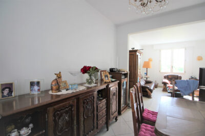 Belle maison spacieuse avec potentiel à exploiter – 6 pièces – 5 chambres – 200 m²