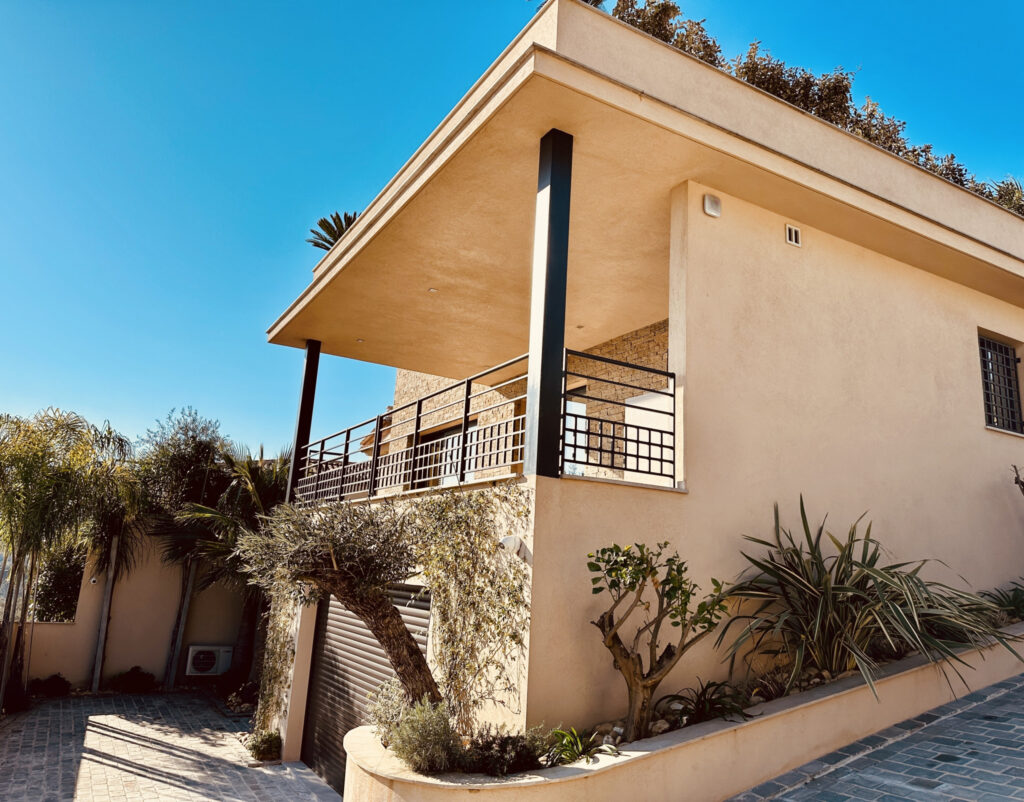 VILLA NEUVE PRESTATIONS HAUT DE GAMME – 5 pièces – 4 chambres – 4  – 180 m²