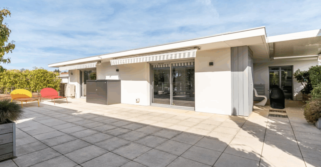 Appartement toit terrasse Tassin-La-Demi-Lune – 5 pièces – 3 chambres – 4  – 158.67 m²