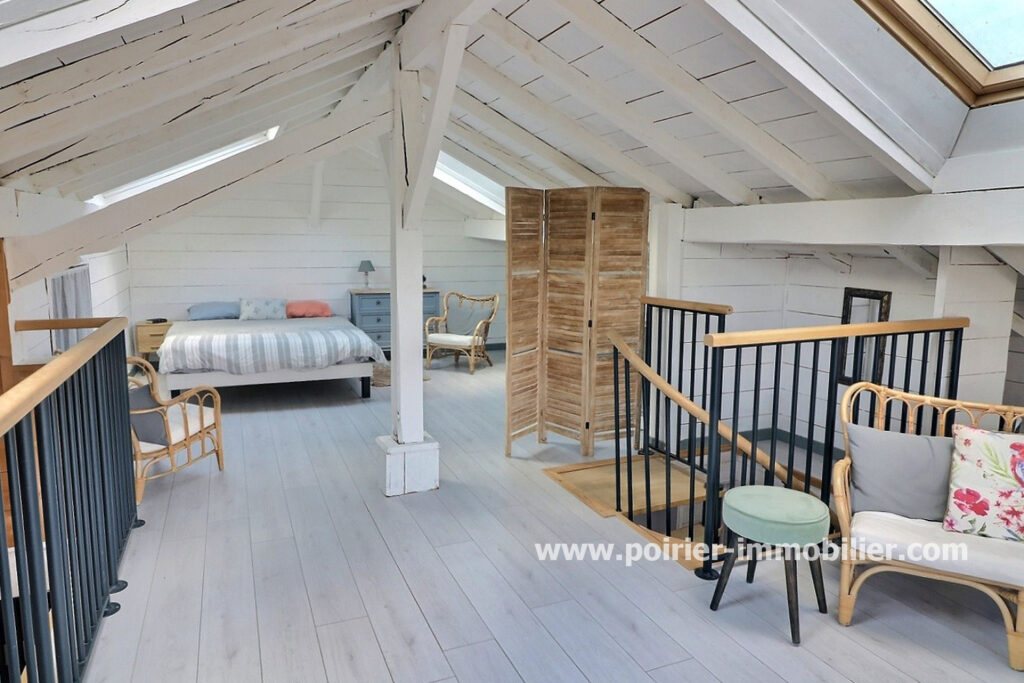 Maison – 4 pièces – 3 chambres – 6  – 144.34 m²