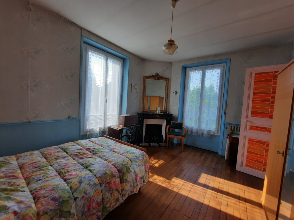 Entre Joigny et Migennes – 7 pièces – 4 chambres – NR  – 127.8 m²