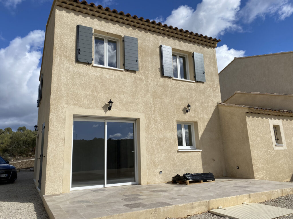 Saint Paul Lez Durance: location maison T4 avec belle terras – 4 pièces – 3 chambres – 80.4 m²